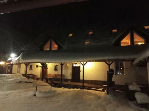 Hostal Penzion U Dvojice