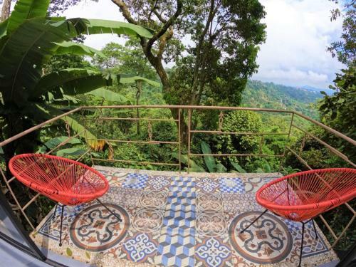 Eco Lodge Macaba�a Rupestre