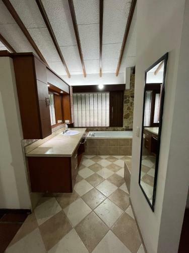 C�moda Habitaci�n Privada - Ciudad Jard�n