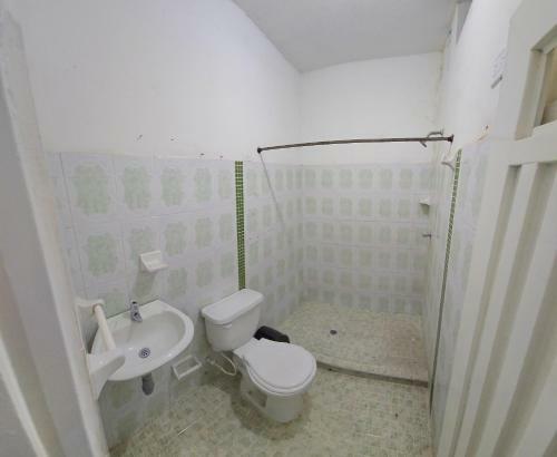 Hostal Family House Cn