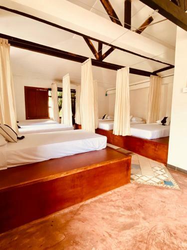 Hostal Patio Del R�o