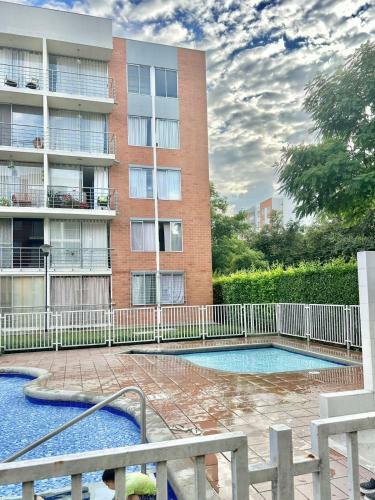 Apartamento Amoblado En Conjunto Residencial Cali