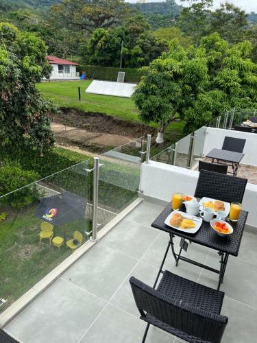 Hotel Guacamayas Resort Vacation