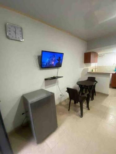 Apartaestudio Privado Con Aire Cerca Aeropuerto