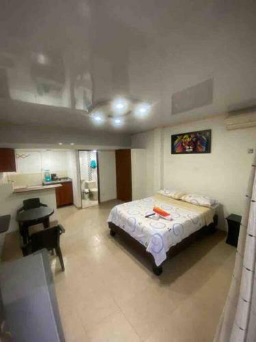Apartaestudio Privado Con Aire Cerca Aeropuerto