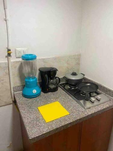 Apartaestudio Privado Con Aire Cerca Aeropuerto