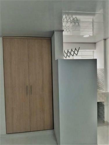 Apartaestudios White And Grey