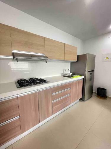 Apartaestudio Ciudad Jard�n Restaurantes Tiendas