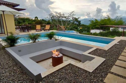 Hermosa Y Moderna Casa Campestre