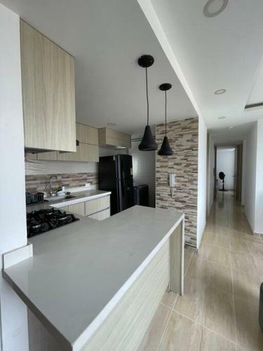 Apartamento En Quinto Piso Valle Del Lili, Zafiro C
