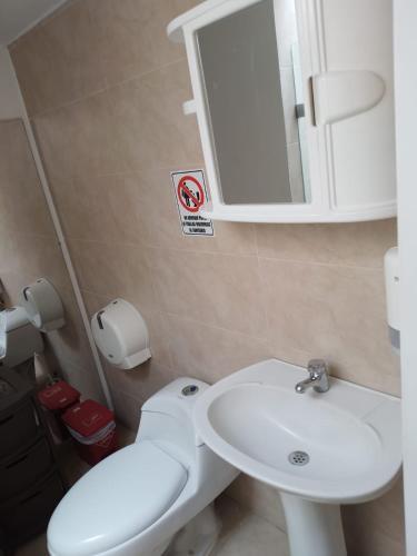 Hostal Cali Expats Cuarto 4