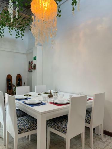 Casa Blanca San Antonio Hostal Boutique