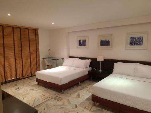 Aw Hotel Luxor Versalles