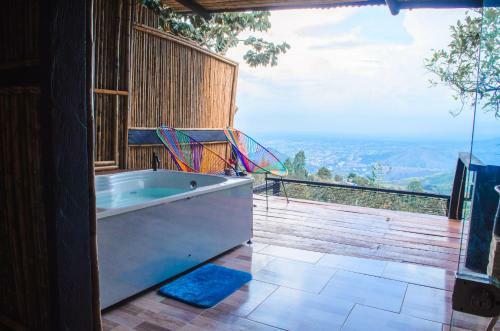 Romero Glamping Y Caba�as
