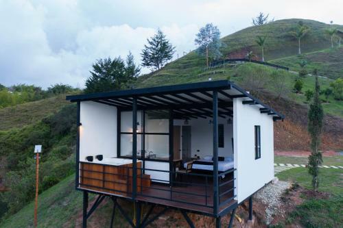 Lodge Laze Lake Guatape