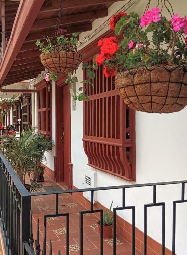 Casa De Amistad - Friendship House