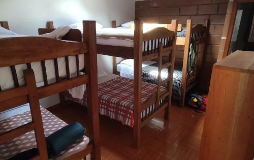 Albergue Hostal Caf� Racer
