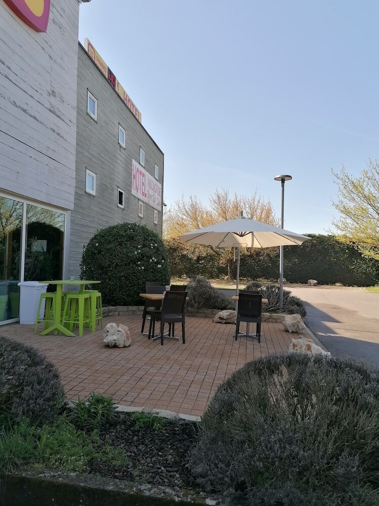 Fairway Hotel