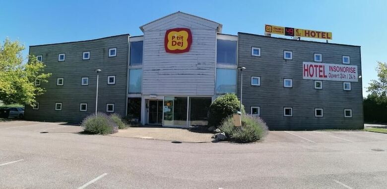 Fairway Hotel