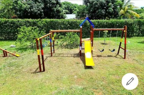 Finca De Recreo En Sopetr�n