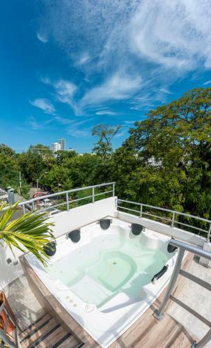 Bed & Breakfast Casa En Cartagena Con Jacuzzi