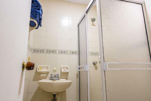 Hostal Oresca Hostel