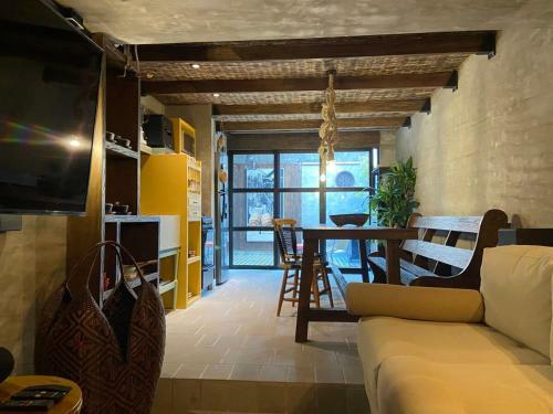 Lovely 2br Villa With Ocean View In Cartagena