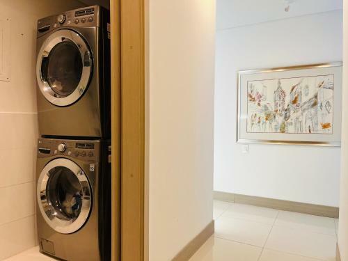 Luxurious Cartagena Beachfront Apartment