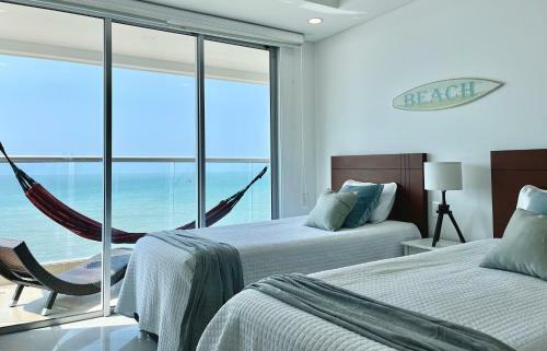 Luxurious Cartagena Beachfront Apartment