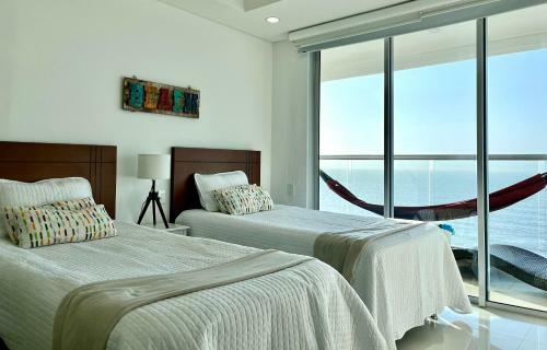 Luxurious Cartagena Beachfront Apartment