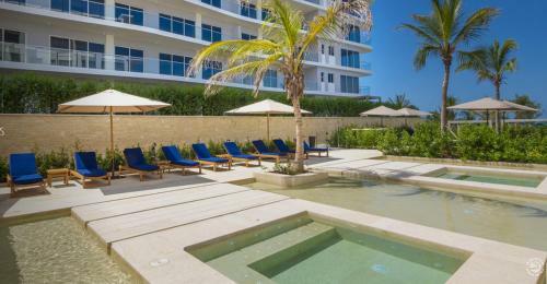 Apartamento Luxury Apt Beachfront 2br2bth Stunning Amenities