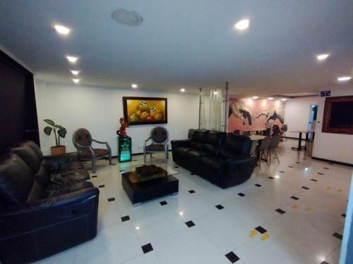 Hotel Arena Plaza Inn