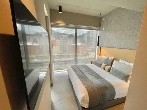 Icon 100 Luxury Apartasuites