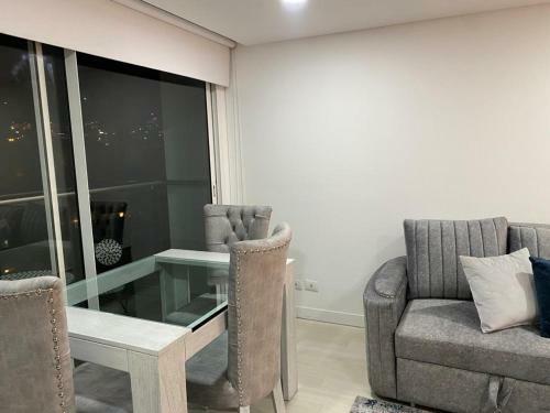 Apartamento De Lujo En El Centro Internacional De Bogot�, Colombia.