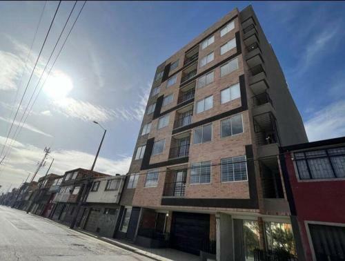 Edificio Apartamentos Central Con Ascensor 605