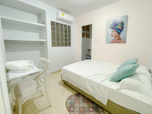 3cb-2 3 Bedroom Apartment In Getsemani