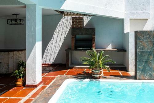 Cartagena Classics - Omega House