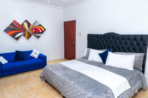 Cartagena Classics - Omega House