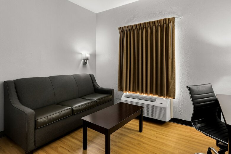 Hotel Quality Suites Hinesville