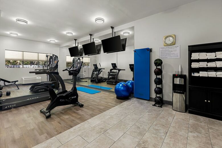 Hotel Quality Suites Hinesville