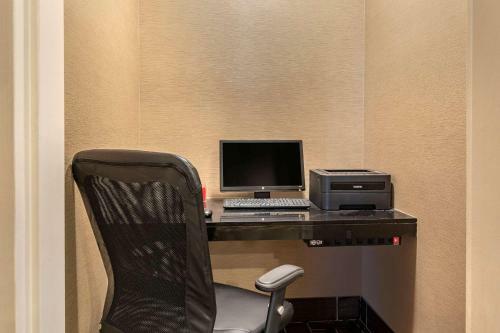 Hotel Fairfield Inn And Suites Dallas North