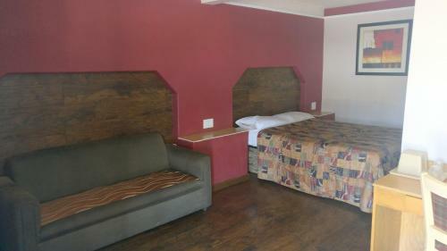 El Monte Motel