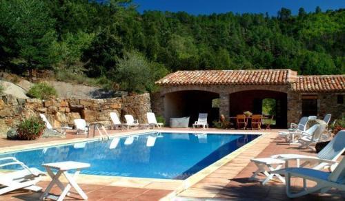Hotel H�tel Restaurant Le Pradinas