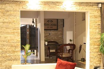 Hotel Urban Cabana