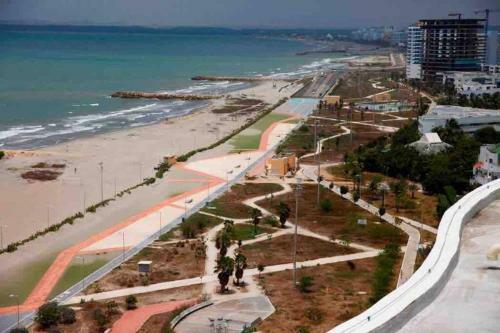 Wonderful Trinity Beach House In Crespo.