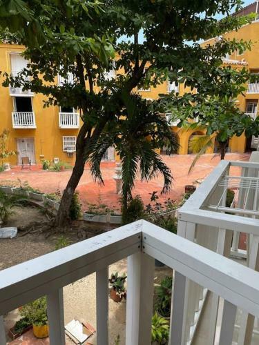 Apartamento C�modo Apto Zona Hist�rica Cgena