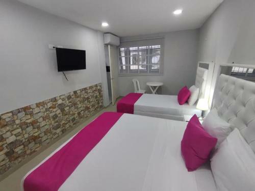 Hotel Bm-17 Cerca Al Mar Con Aire Acondicionada Y Wifi