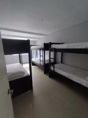Hotel Bm-17 Cerca Al Mar Con Aire Acondicionada Y Wifi