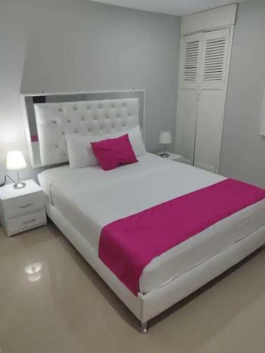 Hotel Bm-17 Cerca Al Mar Con Aire Acondicionada Y Wifi