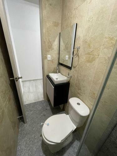 Apartamento Amoblado 3 Habitaciones En Barrio La Campi�a